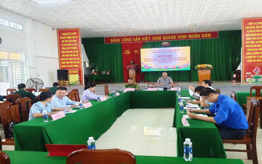 Hội đồng Nghĩa vụ quân sự xã Hiếu Thành tổ chức hội nghị xét duyệt NVQS lần 1 tuyển chọn gọi công dân nhập ngũ và thực hiện nghĩa vụ tham gia CAND năm 2027